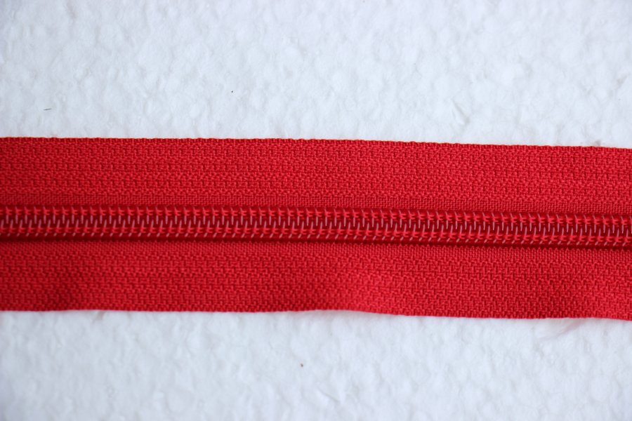 Červený zip
